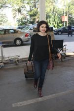 Prachi Desai snapped at airport  on 28th Jan 2016